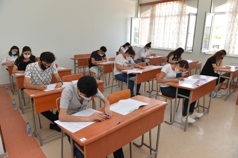 Dövlət İmtahan Mərkəzi tərəfindən növbəti buraxılış (qəbul) imtahanları keçirilib