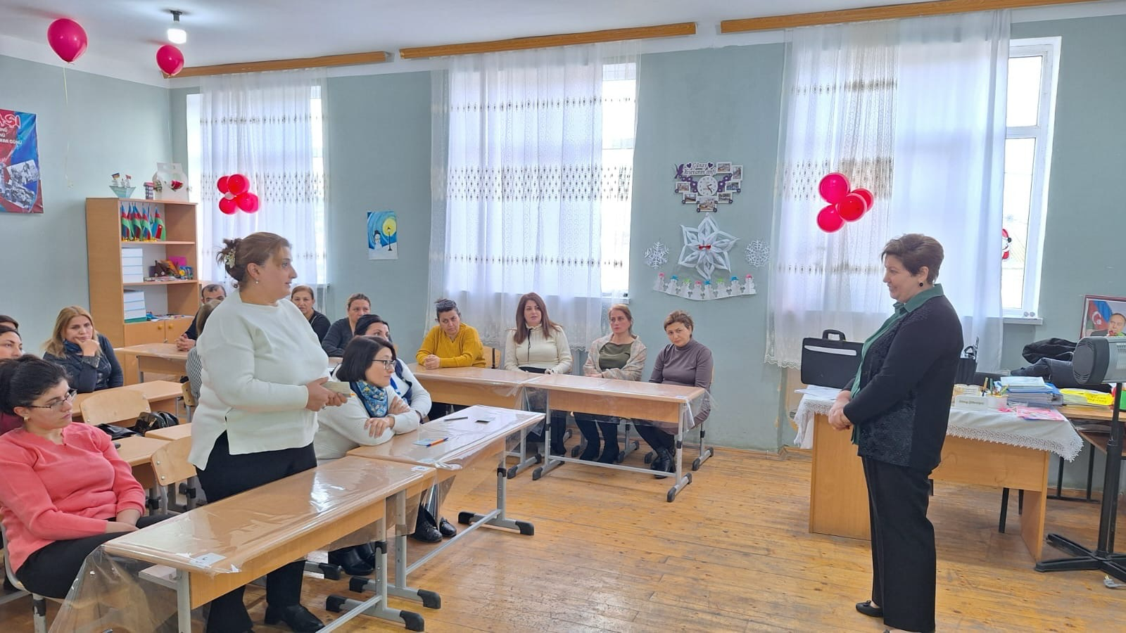 Təcrübəsi az olan və imtahanlarda nəzarətçi qismində ilk dəfə iştirak edəcək şəxslər üçün keçirilən təlimlər davam edir