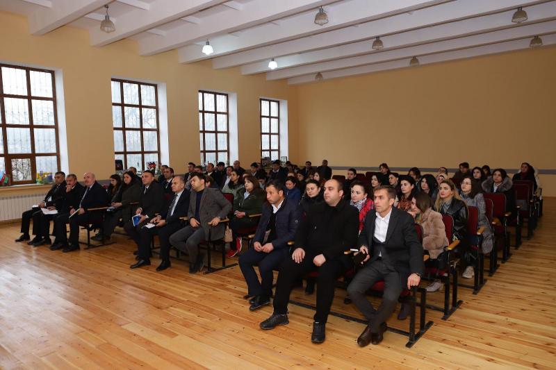 Regional təhsil idarələrinin məsul şəxsləri, həmçinin ümumi təhsil məktəblərinin "Şagird-məzun" sistemi üzrə əlaqələndiriciləri üçün 2022/2023-cü tədris ili üzrə Təqvim planı ilə bağlı növbəti seminarlar keçirilib