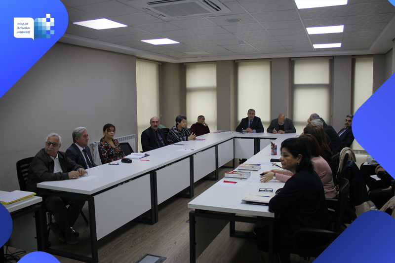 18 oktyabr 2023-cü il tarixində Dövlət İmtahan Mərkəzində fizika, rus dili (tədris dili) və rus dili (xarici dil) fənləri üzrə işçi qruplarının növbəti iclasları keçirilib