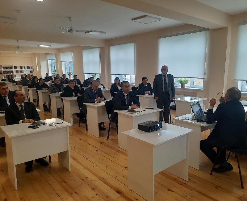 Regional təhsil idarələrinin məsul şəxsləri, həmçinin ümumi təhsil məktəblərinin "Şagird-məzun" sistemi üzrə əlaqələndiriciləri üçün 2022/2023-cü tədris ili üzrə Təqvim planı və digər məsələlərlə bağlı növbəti seminarlar keçirilib