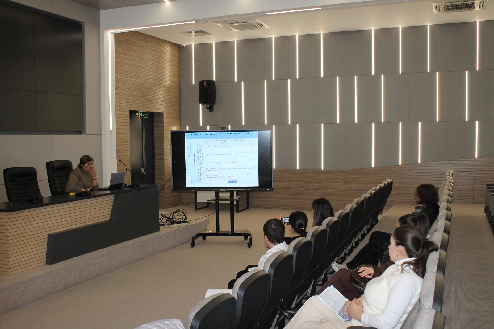 Fənlər üzrə buraxılış və qəbul imtahanlarında istifadə edilən qiymətləndirmə tapşırıqlarının hazırlanması, ekspertizası və yoxlanılmasına dair hazırlıq kurslarının ikinci məşğələləri keçirili