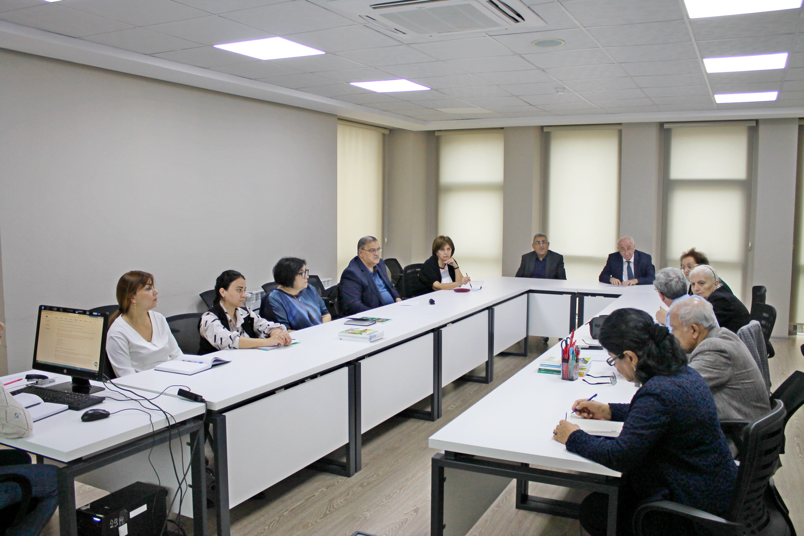 5 oktyabr 2023-cü il tarixində Dövlət İmtahan Mərkəzində biologiya və tarix fənləri üzrə işçi qruplarının ilk iclasları keçirilib