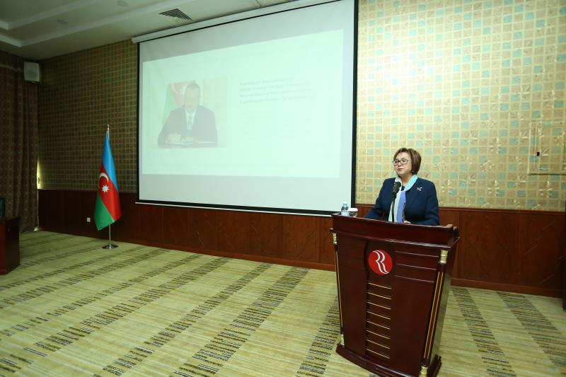 Gəncə şəhərində “Dövlət İmtahan Mərkəzinin fəaliyyəti: İmtahanlara dövlət və ictimai nəzarətin vəhdəti” mövzusunda konfrans keçirilib