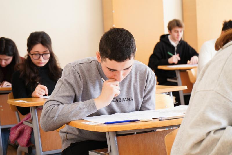 DİM martın 3-də tam (11 illik) orta təhsil səviyyəsi üzrə buraxılış imtahanı keçirib