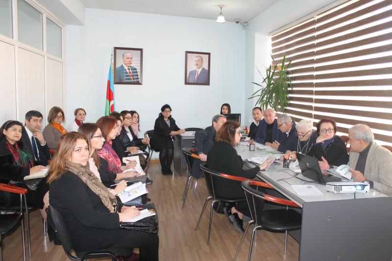 Biologiya və tarix fənləri üzrə elmi-metodiki seminarlar keçirilib