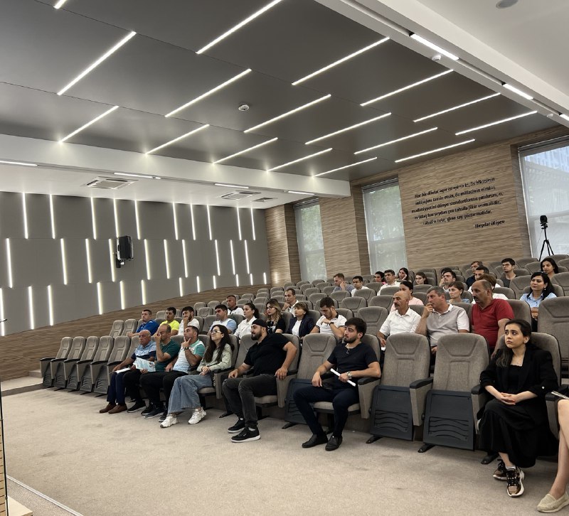 Dövlət İmtahan Mərkəzində bədən tərbiyəsi və idman istiqamətləri üzrə qabiliyyət imtahanları ilə bağlı təlim keçirilib