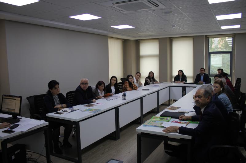 23 oktyabr 2023-cü il tarixində Dövlət İmtahan Mərkəzində Azərbaycan dili, Azərbaycan dili (dövlət dili), ingilis dili və informatika fənləri üzrə işçi qruplarının iclasları keçirilib