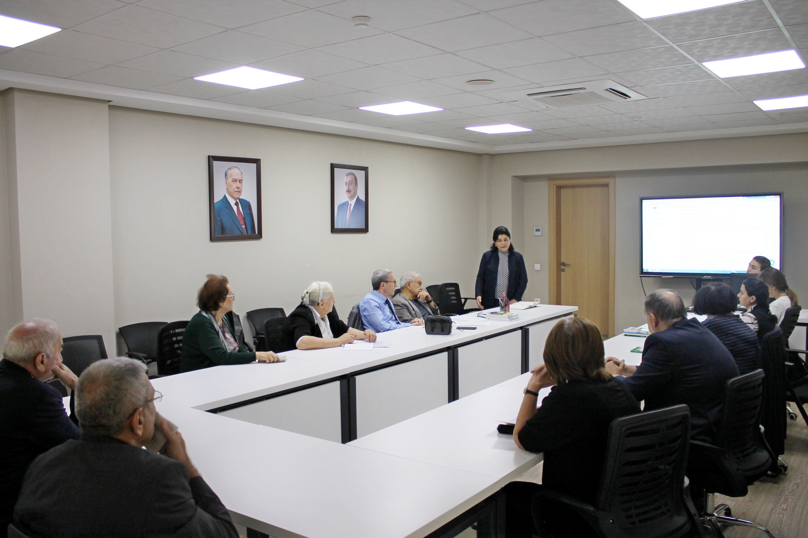 5 oktyabr 2023-cü il tarixində Dövlət İmtahan Mərkəzində biologiya və tarix fənləri üzrə işçi qruplarının ilk iclasları keçirilib