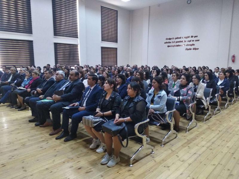 Şəmkir şəhərində “Şagird-məzun” dövlət elektron məlumat sistemi üzrə təlimatla bağlı seminar-treninq keçirilmişdir