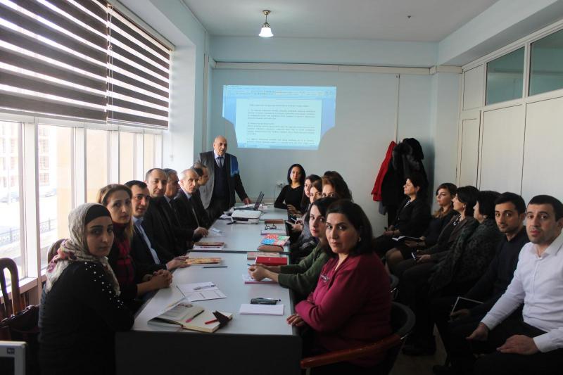 Kimya fənni üzrə elmi-metodiki seminar və hazırlıq kursu keçirilib