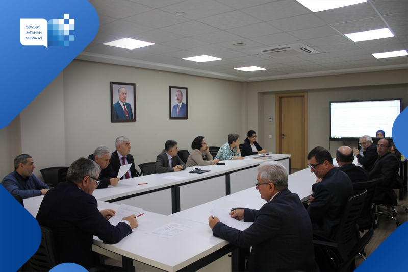 Dövlət İmtahan Mərkəzində 12 aprel 2023-cü il tarixində fizika fənni üzrə işçi qrupunun iclası keçirilib