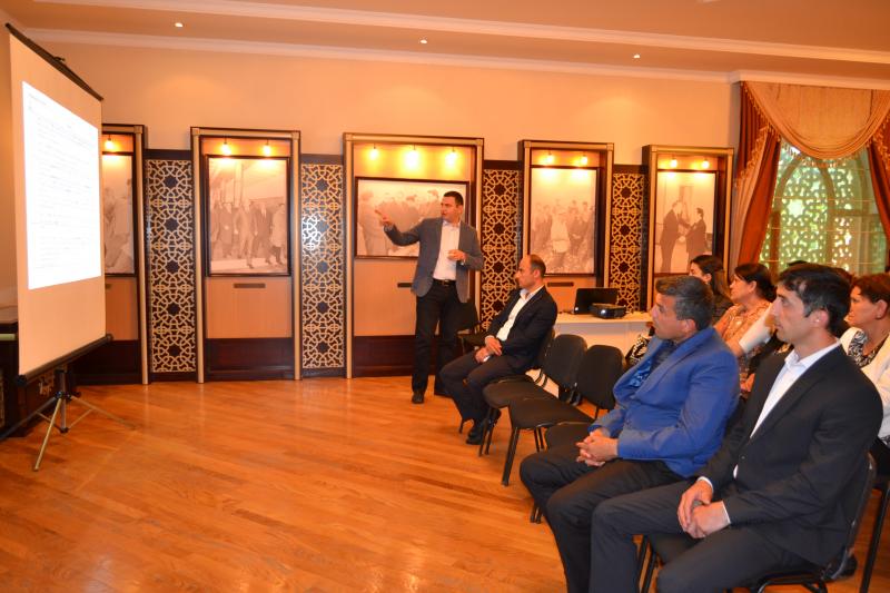 DİM tərəfindən İsmayıllı şəhərində ümumi təhsil pilləsində təhsilalanların buraxılış imtahanlarının və ali təhsil müəssisələrinə qəbul imtahanlarının modelinə dair seminarlar keçirilib