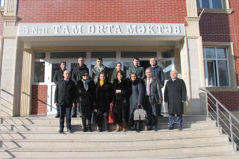 DİM Şəki şəhərində yeni təhsil proqramları üzrə qiymətləndirmə tapşırıqlarının hazırlanması və onların meyarlar əsasında yoxlanılmasına dair hazırlıq kursları, alman və fransız dili fənləri üzrə isə elmi-metodiki seminarlar təşkil edib