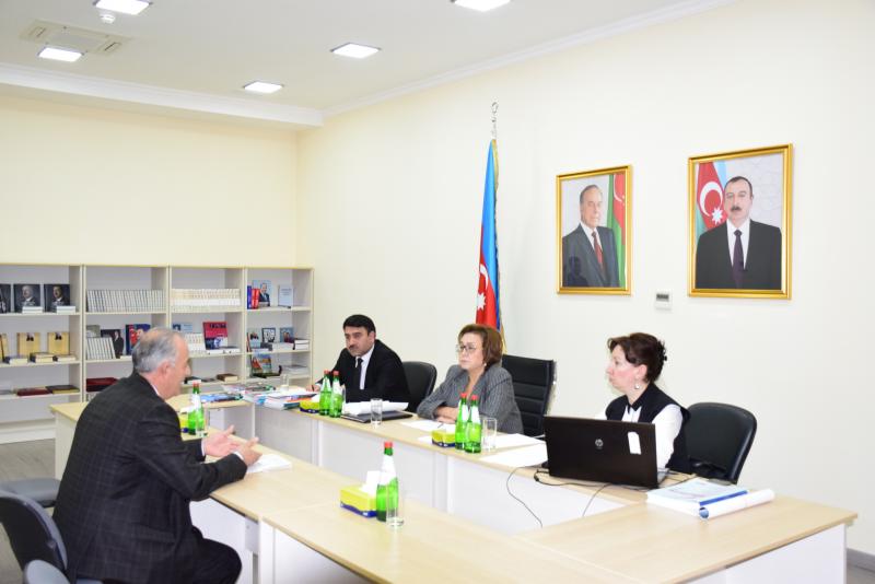 DİM Direktorlar Şurasının sədri Məleykə Abbaszadə Naftalan şəhərində vətəndaşları qəbul edib