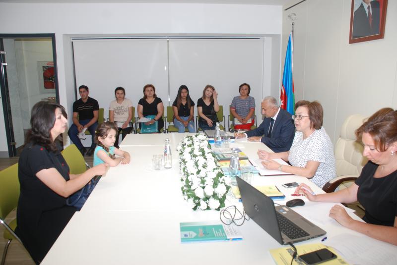 DİM Direktorlar Şurasının sədri Məleykə Abbaszadə Qax rayonunda vətəndaşları qəbul edib