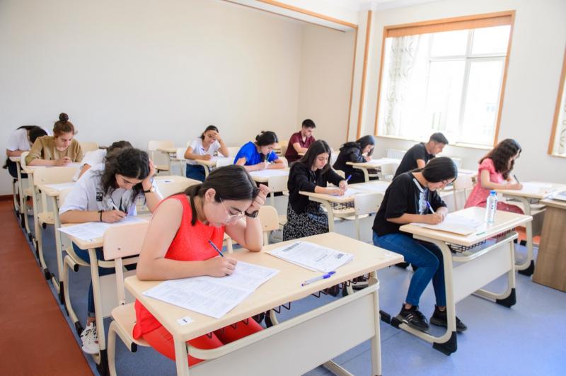 6 iyul 2022-ci il tarixində Dövlət İmtahan Mərkəzi tərəfindən III ixtisas qrupu üzrə ali təhsil müəssisələrinə qəbul imtahanı keçirilib