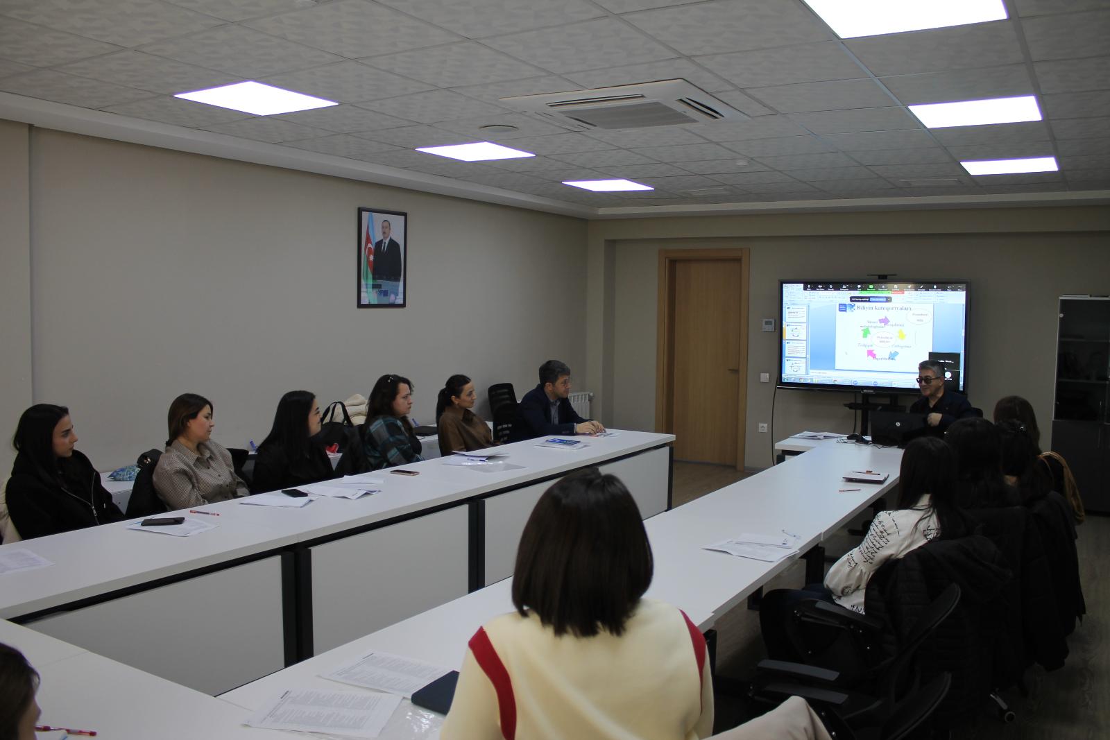 Fənlər üzrə buraxılış və qəbul imtahanlarında istifadə edilən qiymətləndirmə tapşırıqlarının hazırlanması, ekspertizası və yoxlanılmasına dair hazırlıq kurslarının ikinci məşğələləri keçirili