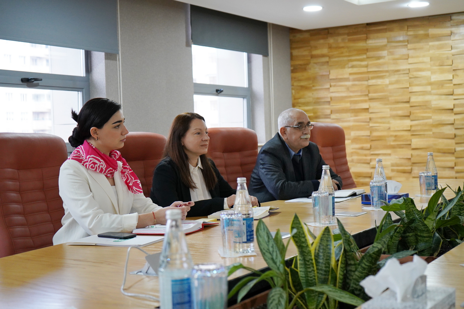 Bədən tərbiyəsi və idman istiqaməti üzrə qabiliyyət imtahanlarını müzakirə etmək məqsədilə DİM ilə Gənclər və İdman Nazirliyinin rəhbər şəxsləri arasında görüş keçirilib