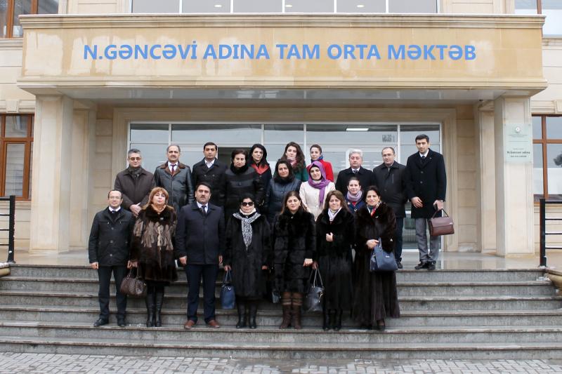 Şəmkir şəhərində yeni təhsil proqramı əsasında qiymətləndirmə tapşırıqlarının hazırlanması və onların meyarlar əsasında yoxlanılmasına (marker) dair hazırlıq kursu təşkil edilib.