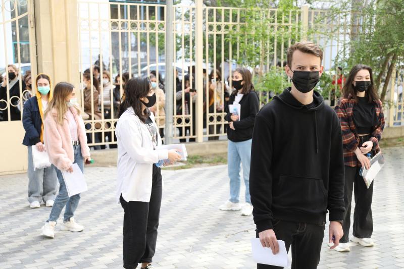 23 aprel 2021-ci il tarixində tam (11 illik) orta təhsil səviyyəsi üzrə buraxılış imtahanı keçirilir