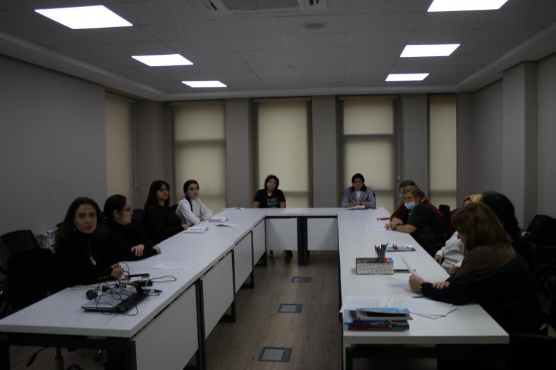 Dövlət İmtahan Mərkəzində 28 noyabr 2022-ci il tarixində Azərbaycan dili və ingilis dili fənləri üzrə işçi qruplarının iclasları keçirilib