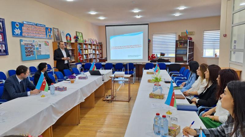 “Dövlət qulluğunda korrupsiyaya qarşı mübarizə və etik davranış qaydalarının praktiki tətbiqi məsələləri” mövzusunda təlim təşkil edilib