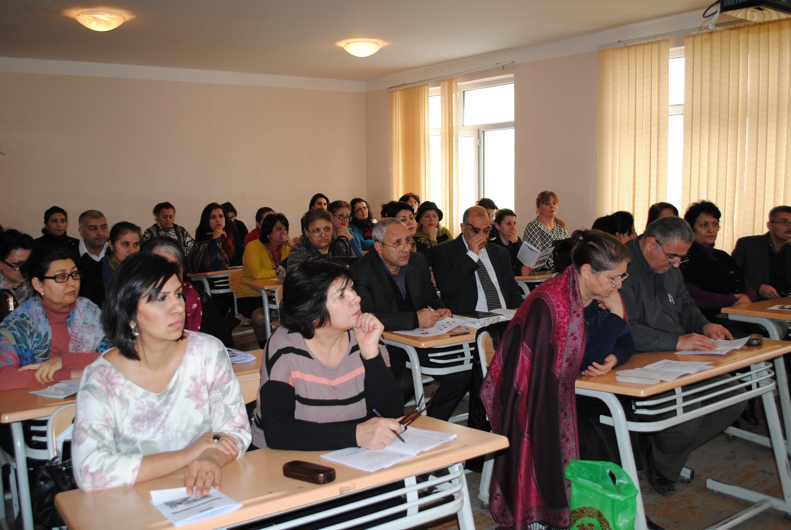 Nəzarətçi müəllimlər üçün seminar-məşğələlər