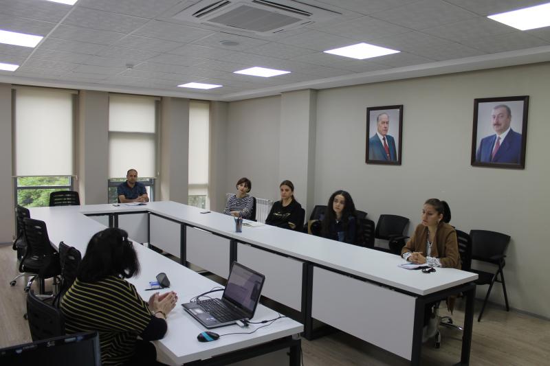 12 may 2022-ci il tarixində biologiya və tarix fənləri, 13 may tarixində isə coğrafiya fənni üzrə hazırlıq kurslarının növbəti məşğələləri keçirilib