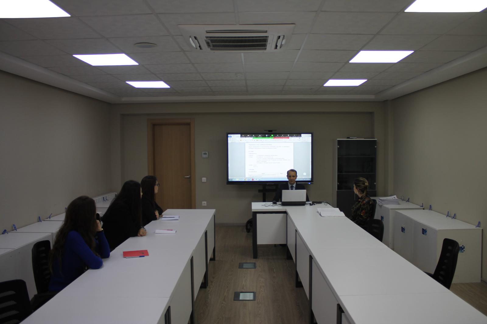 11 aprel 2023-cü il tarixində kimya və ingilis dili fənlərindən hazırlıq kurslarının səkkizinci məşğələləri keçirilib