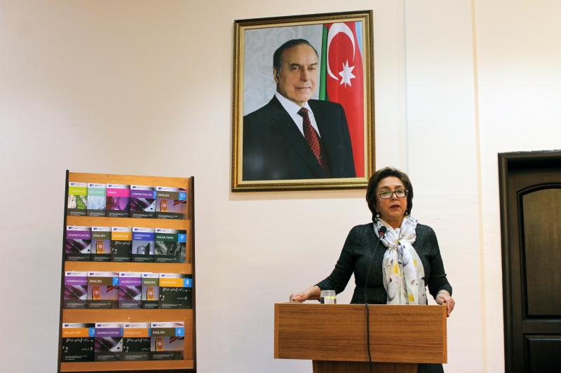 DİM tərəfindən 25 yanvar 2018-ci il tarixində Salyan şəhərində ümumi təhsil pilləsində təhsilalanların buraxılış imtahanlarının və ali təhsil müəssisələrinə qəbul imtahanlarının modelinə dair seminarlar keçirilib
