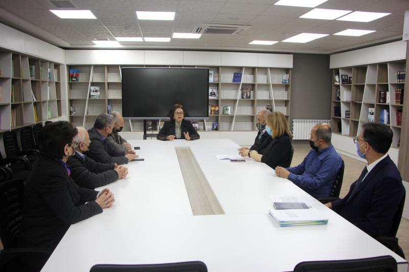 Aprelin 21-də DİM-də təsviri sənət və memarlıq istiqamətləri üzrə keçiriləcək xüsusi qabiliyyət imtahanlarını müzakirə etmək məqsədilə bir sıra ali təhsil müəssisələrinin rəhbər şəxsləri ilə görüş keçirilib