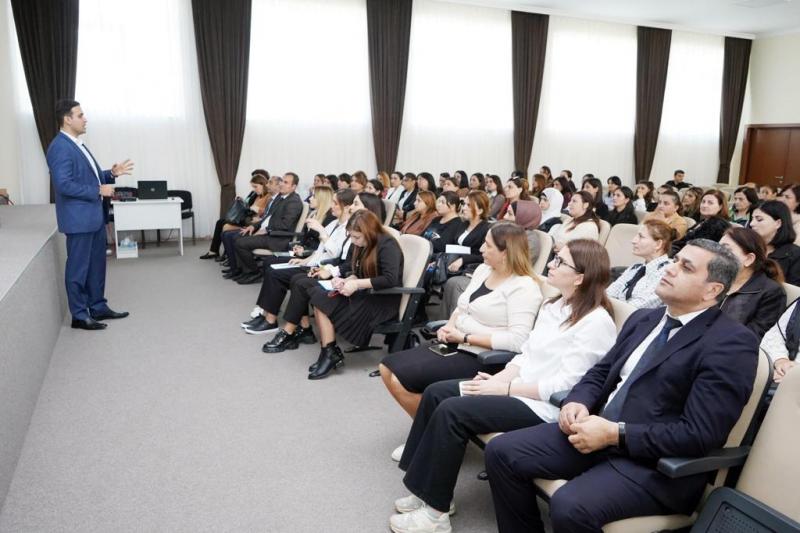 "Şagird-məzun" sistemi üzrə əlaqələndiricilər üçün seminarlar keçirilib