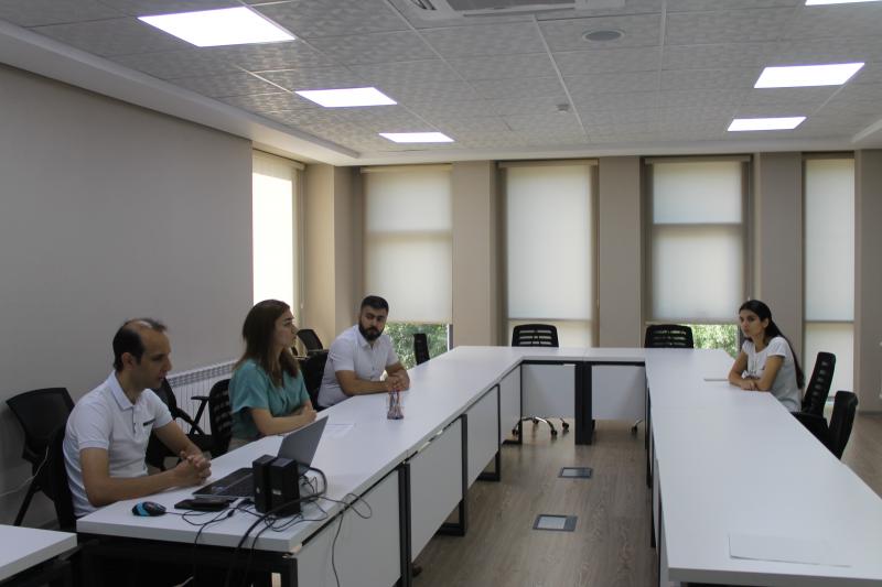 13 -14 iyun 2022-ci il tarixlərində ingilis dili və kimya fənləri üzrə hazırlıq kurslarının sonuncu məşğələləri keçirilib