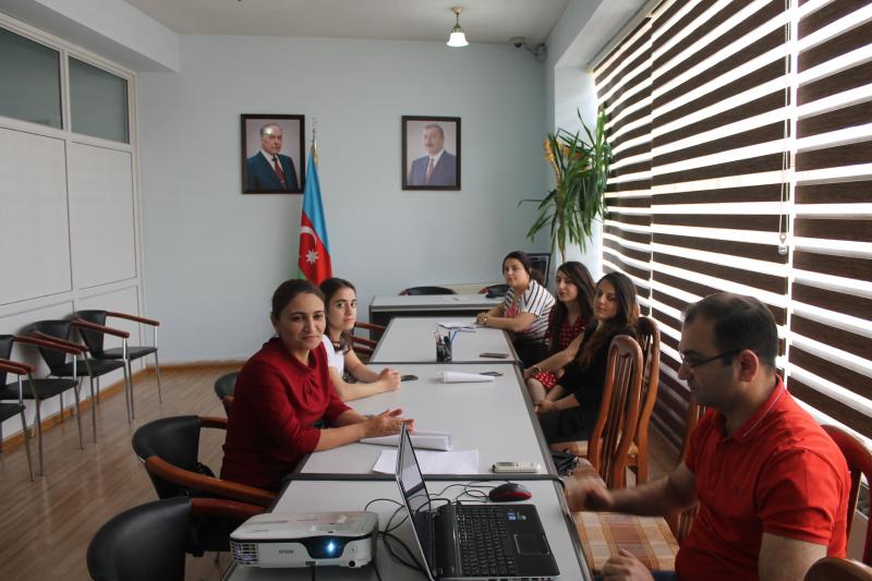 Dövlət İmtahan Mərkəzində fənlər üzrə hazırlıq kursları keçirilib