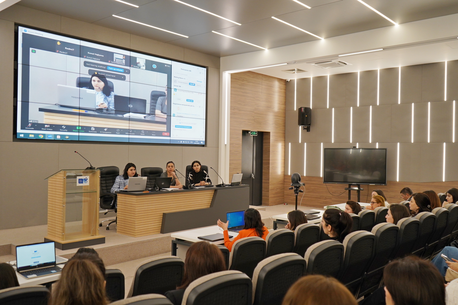 Magistratura səviyyəsinə qəbul imtahanında istifadə ediləcək esse tipli yazı tapşırıqlarının qiymətləndirilməsi ilə bağlı markerlərə təlim keçirilib