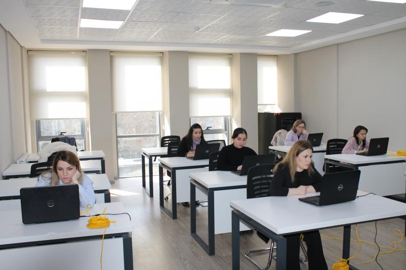 22 yanvar – 5 aprel 2024-cü il tarixlərində Azərbaycan dili, rus dili, ingilis dili, riyaziyyat, informatika, fizika, kimya, coğrafiya və tarix fənləri üzrə keçirilən hazırlıq kursları başa ç