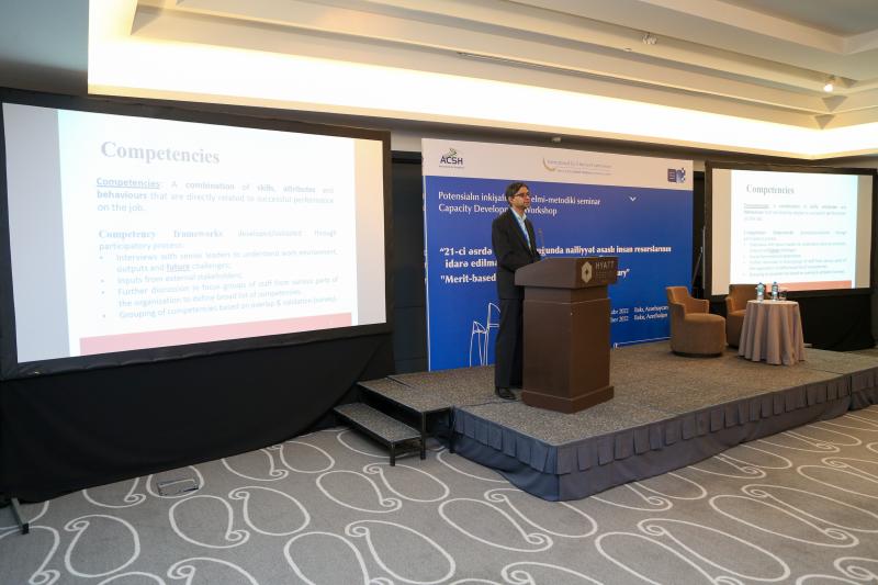 İnsan resurslarının idarə edilməsi mövzusunda təşkil olunan beynəlxalq seminar başa çatıb