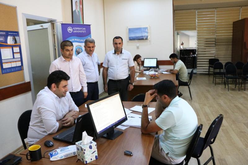 Dövlət İmtahan Mərkəzinin əməkdaşları “Abituriyent Məsləhət Mərkəzləri”nə baxış keçiriblər
