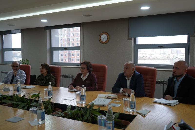 Dövlət İmtahan Mərkəzinin Direktorlar Şurasının sədri Məleykə Abbaszadə SIGMA proqramının eksperti ilə görüşüb