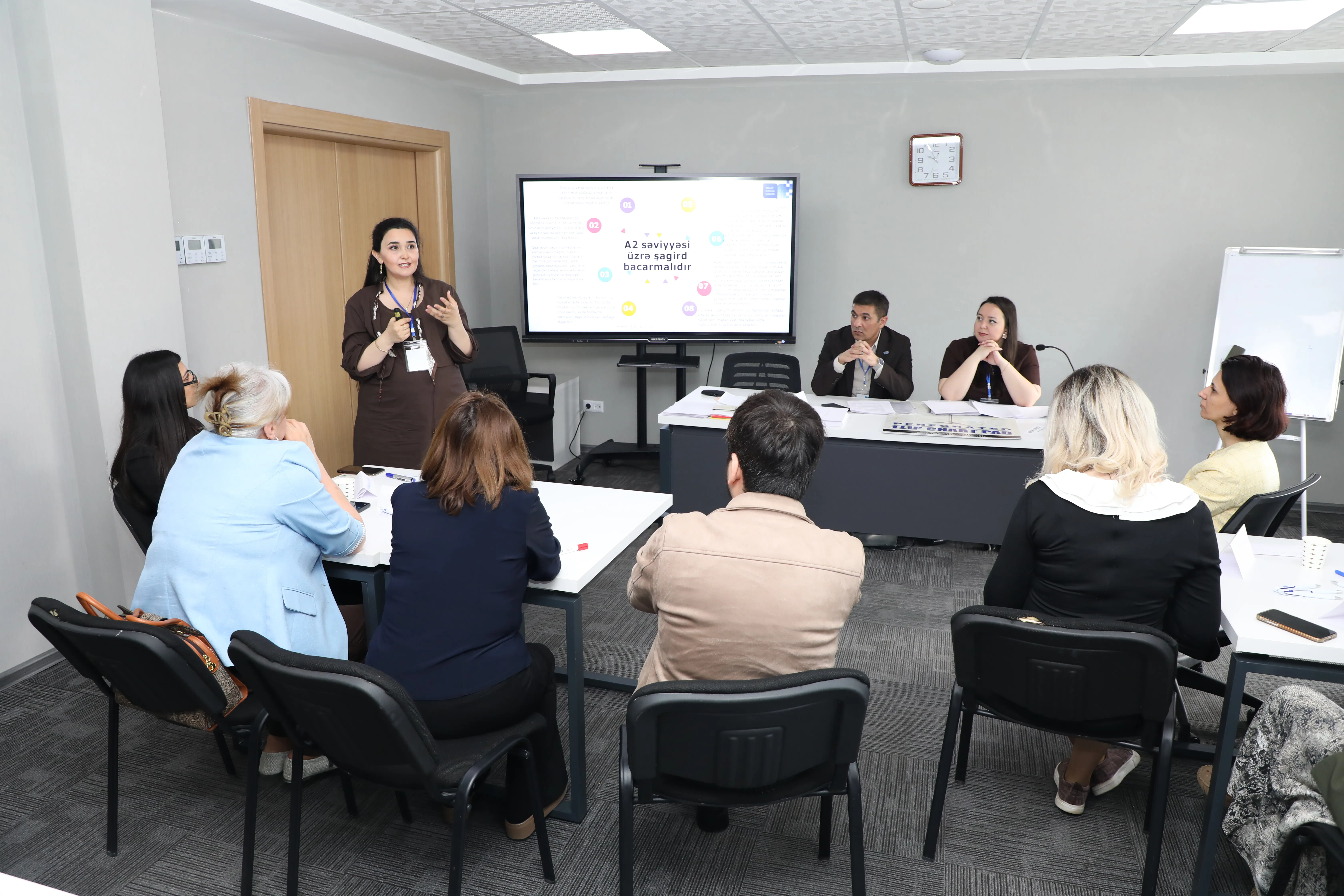 Konfrans öncəsi vörkşoplar davam edir